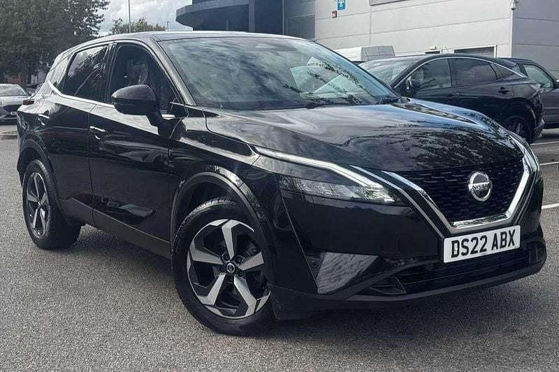 Black Used 2022 Nissan Qashqai N-Connecta SUV | £13,990 (Fair price) - Image 1/4