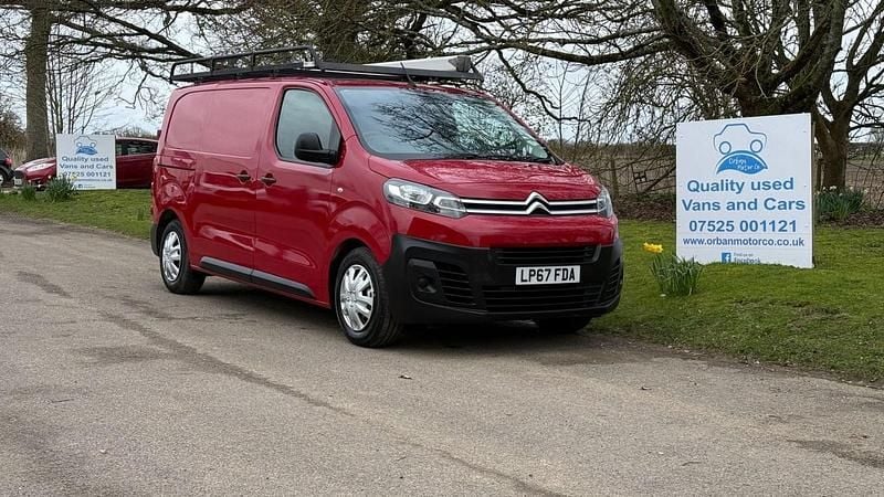 Used Citroën Dispatch 115 HP (84 kW) 2018 Red MPV