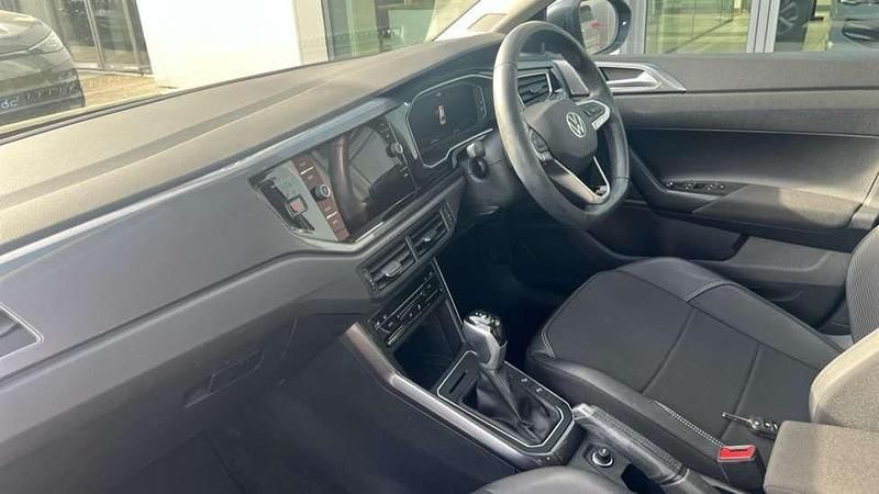 Used VW Taigo Style 150 HP (110 kW) 2022 Grey SUV