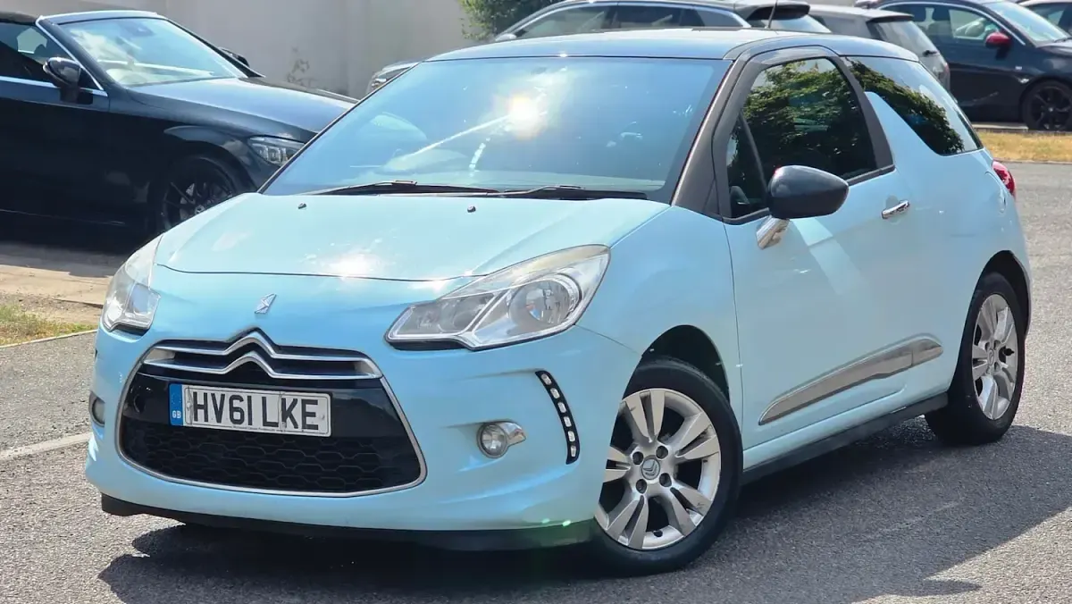Used Citroën DS3 120 HP (88 kW) 2011 Blue Hatchback