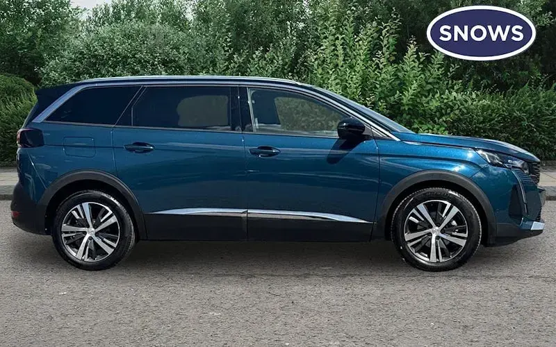 Used Peugeot 5008 Allure+ 131 HP (96 kW) 2023 Blue SUV