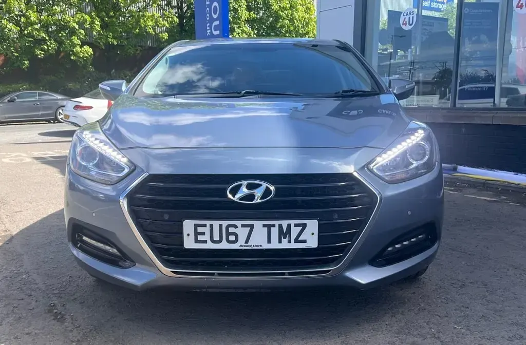 Used Hyundai i40 SE 141 HP (103 kW) 2017 Blue Sedan