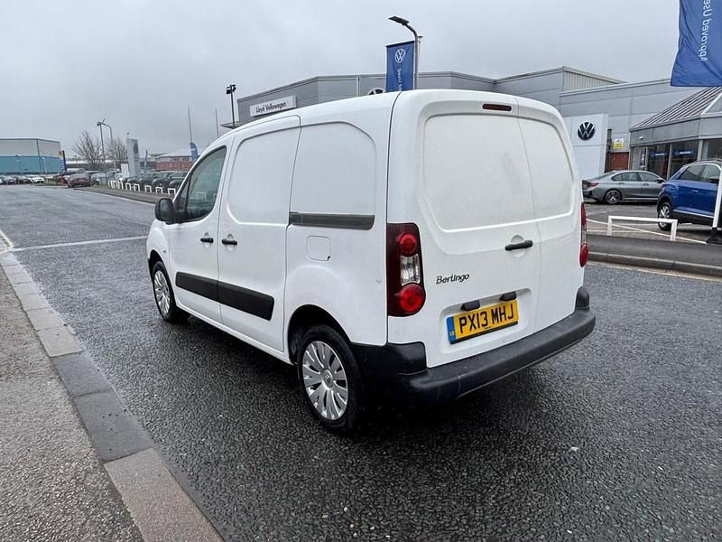 Used Citroën Berlingo 75 HP (55 kW) 2013 White MPV