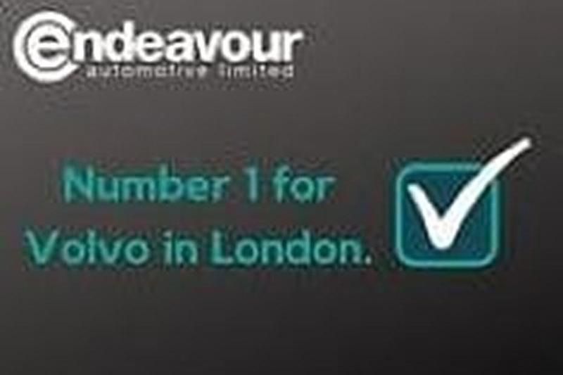 New Volvo XC40 Plus 2025 SUV