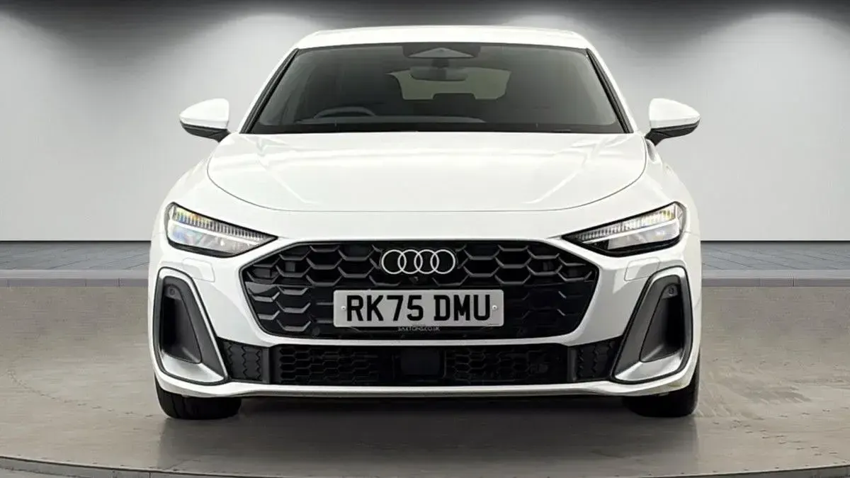 Used Audi A5 S-Line 2025 Glacier white metallic/glacier white metallic Hatchback