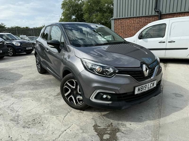Grey Used 2019 Renault Captur Iconic SUV | £9,295 (Good price) - Image 1/4