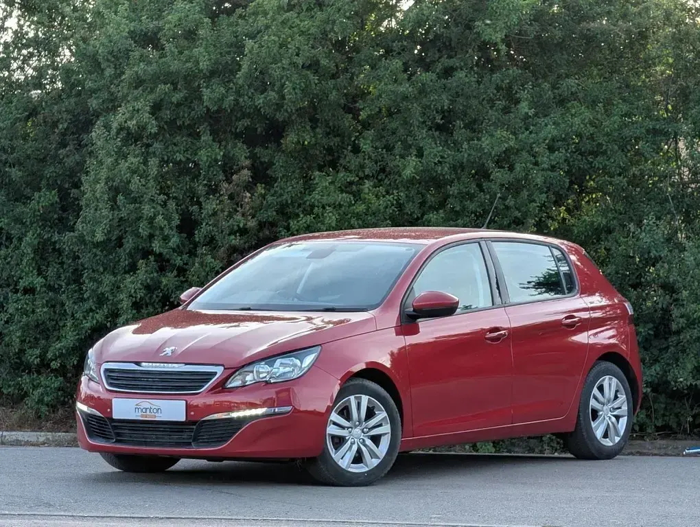 Used Peugeot 308 Active 130 HP (95 kW) 2015 Hatchback