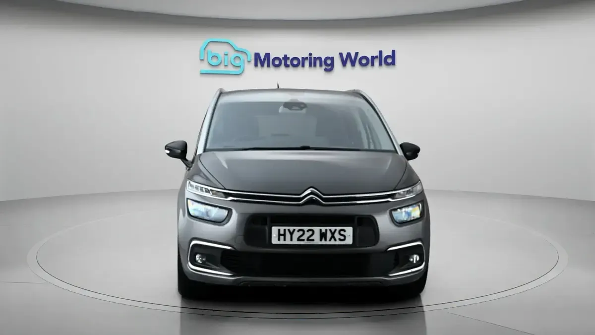Used Citroën C4 SpaceTourer PureTech 131 HP (96 kW) 2022 Grey MPV