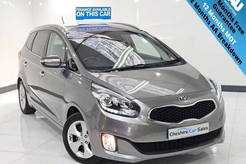 Silver Used 2015 Kia Carens 2 MPV | £7,595 (Fair price) - Image 1/1