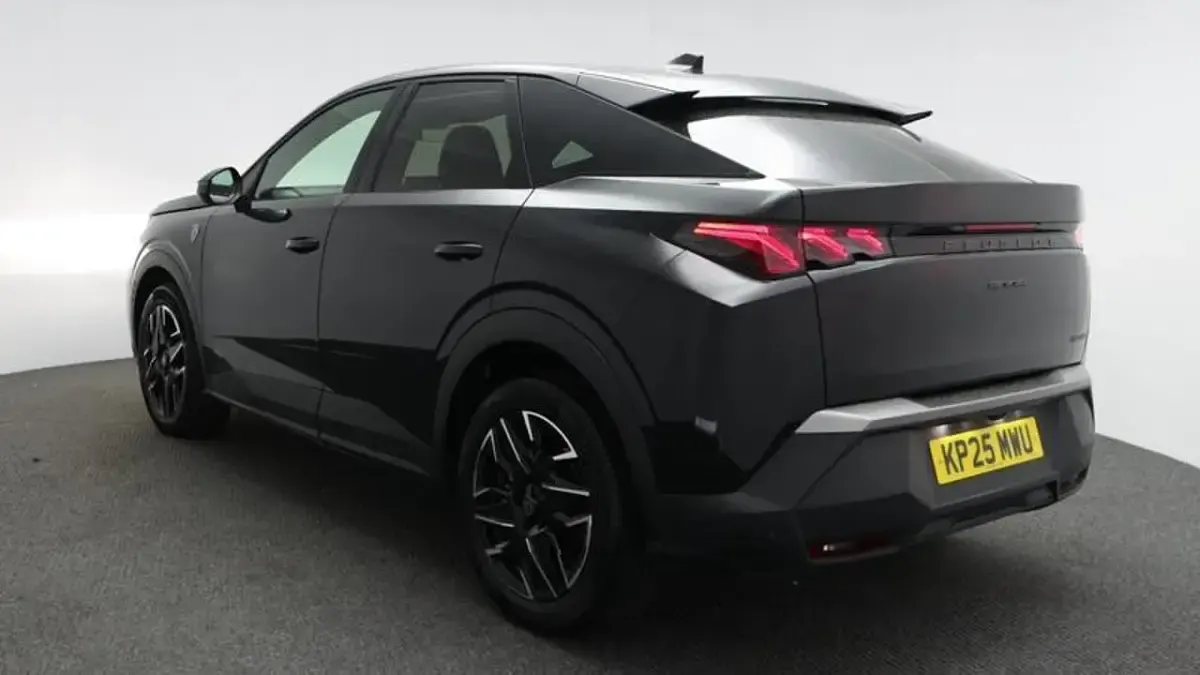 Used Peugeot 3008 GT 134 HP (98 kW) 2025 Black SUV