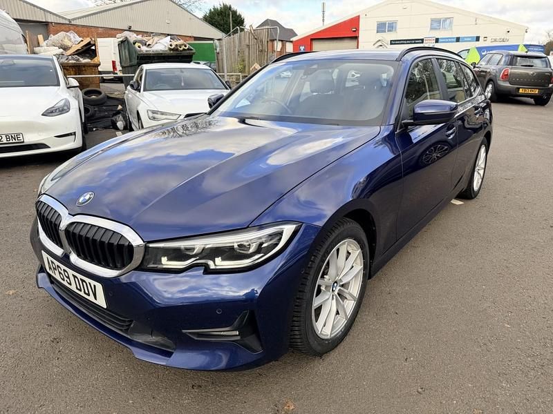 Used BMW 318 2020 Blue Estate
