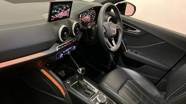 Used Audi SQ2 Comfort 300 HP (220 kW) 2023 Blue SUV