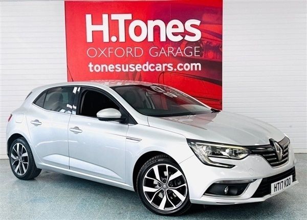 Silver Used 2017 Renault Mégane IV Dynamique Hatchback | £6,995 (Fair price) - Image 1/1