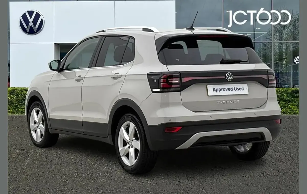 Usado VW T-Cross SEL 150 CV (110 kW) 2023 Gris SUV