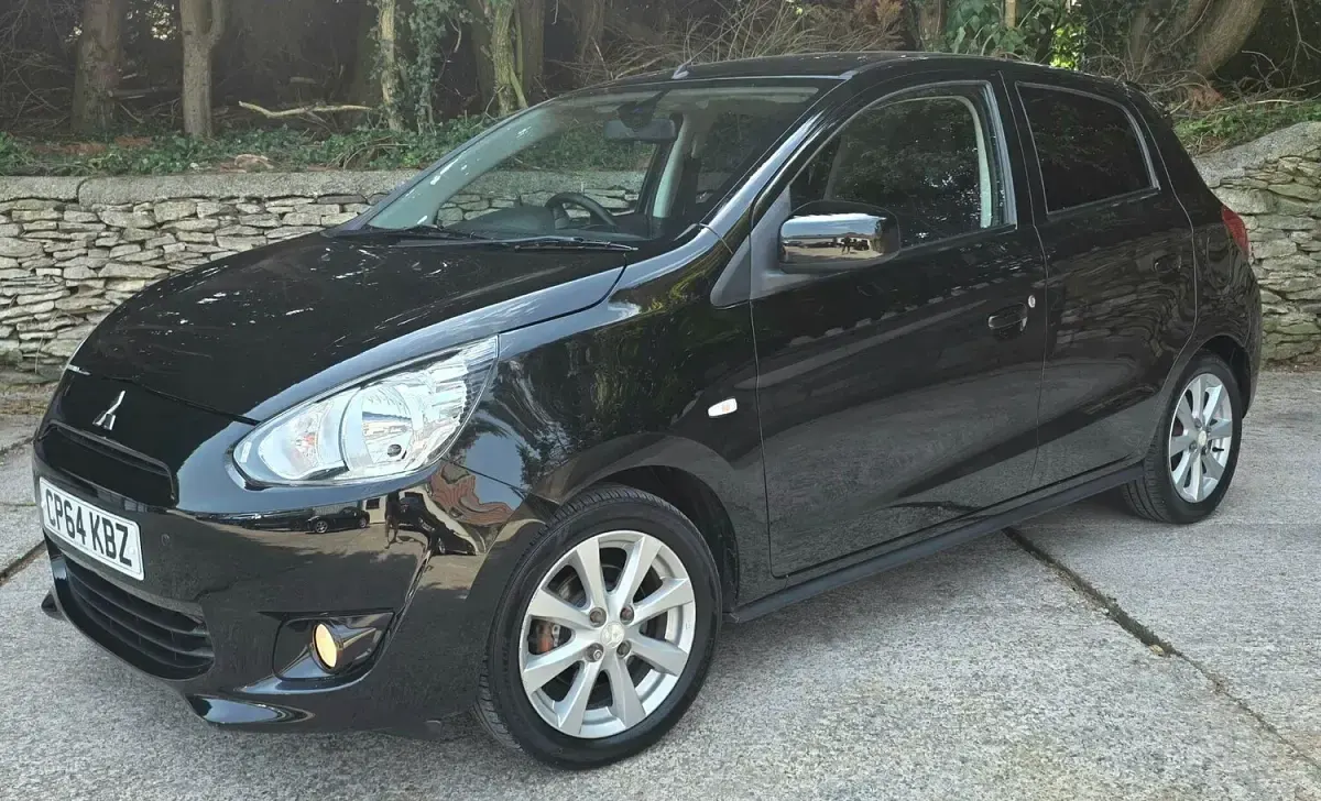 Used Mitsubishi Mirage 79 HP (58 kW) 2014 Black Hatchback