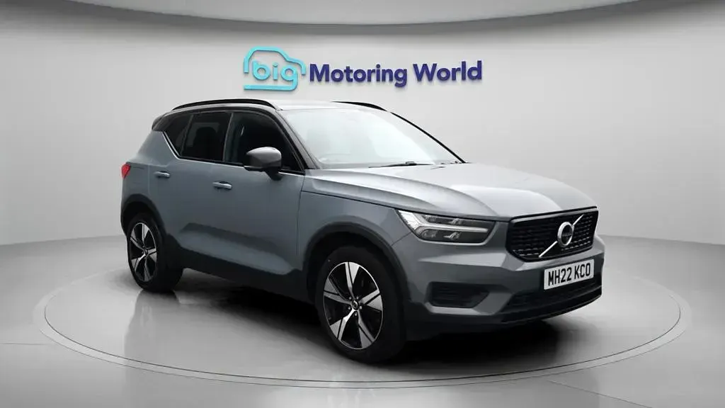 Used Volvo XC40 Plus 211 HP (155 kW) 2021 SUV