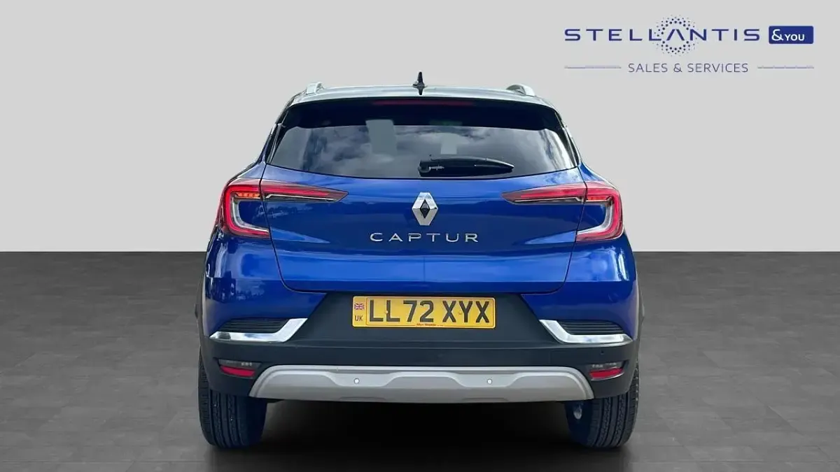 Used Renault Captur Techno 136 HP (100 kW) 2023 Blue SUV