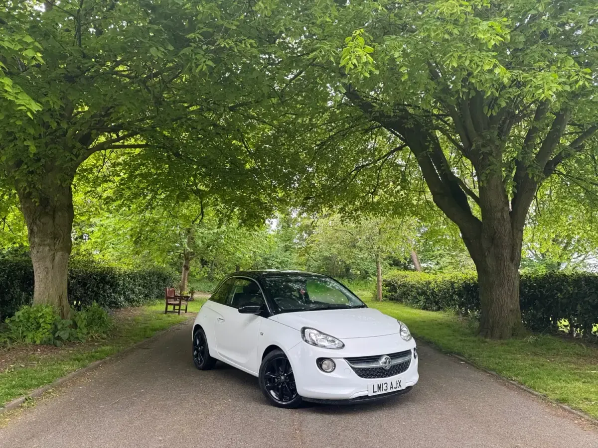 Usado Vauxhall Adam Jam 2013 Branco Citadino