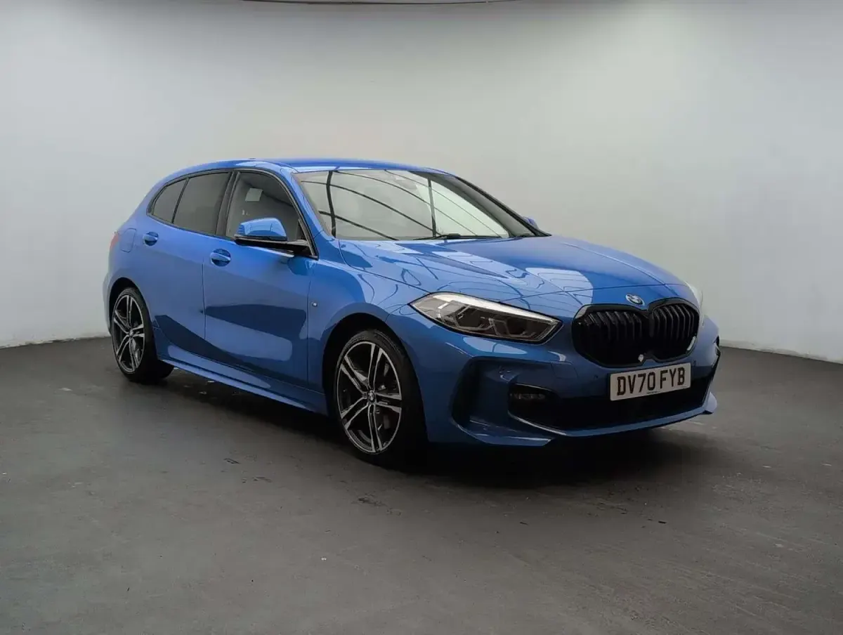 Used BMW 118 M Sport 138 HP (101 kW) 2020 Blue Hatchback