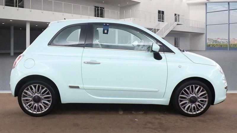 Used Fiat 500 Lounge 69 HP (50 kW) 2015 Green Hatchback