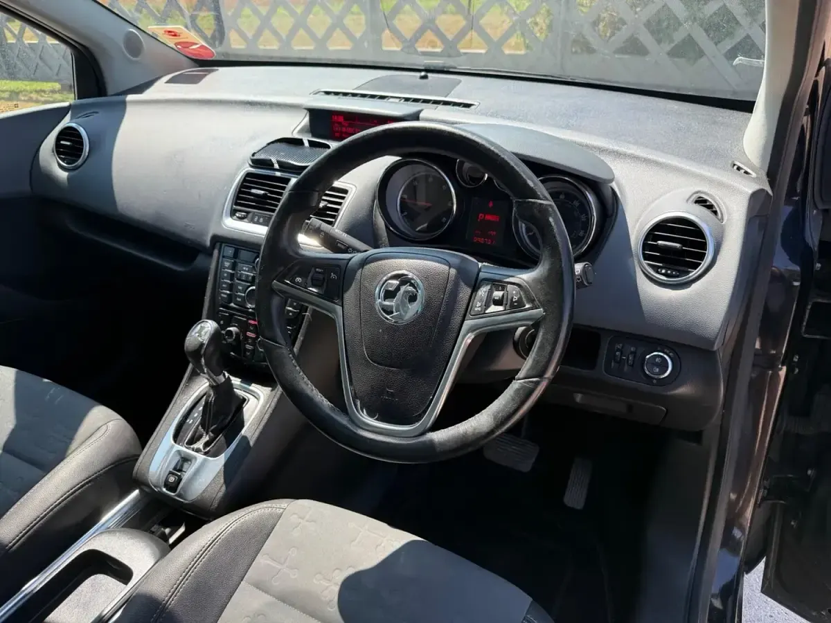 Used Vauxhall Meriva 2011 Black MPV