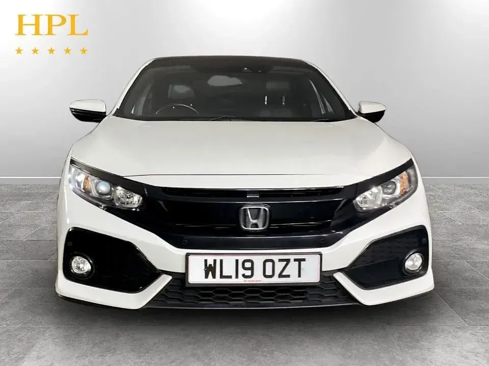 Used Honda Civic EX 126 HP (92 kW) 2019 White Hatchback
