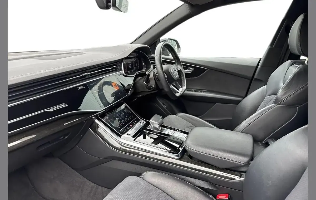 Used Audi Q8 Black Edition 286 HP (210 kW) 2023 Grey SUV