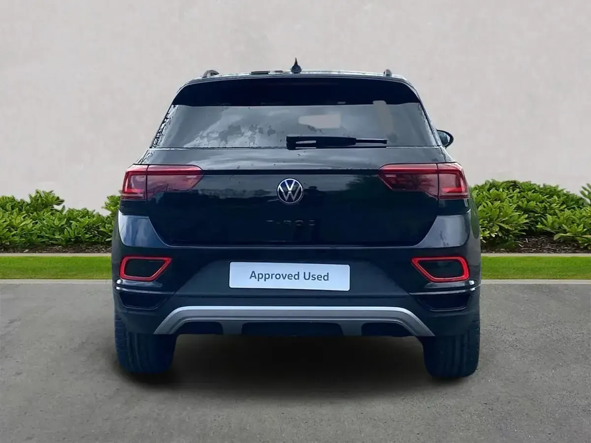 Nowe VW T-Roc Design 115 KM (84 kW) 2026 Czarny SUV