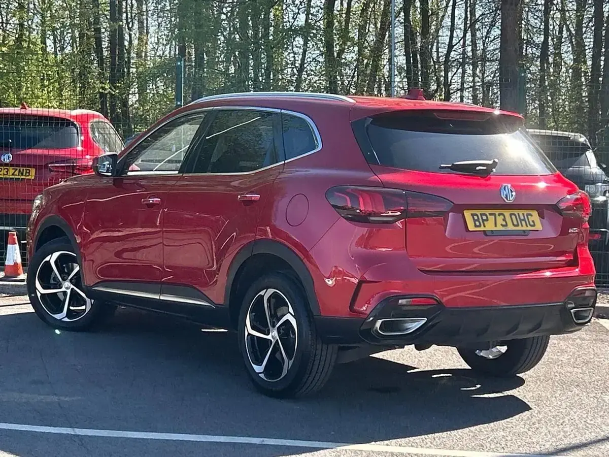 Used MG HS Trophy 162 HP (119 kW) 2023 Red SUV