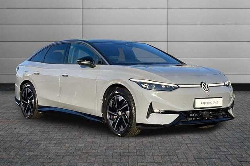 Used 2024 VW ID.7 | £29,990 (Good price) - Image 1/4