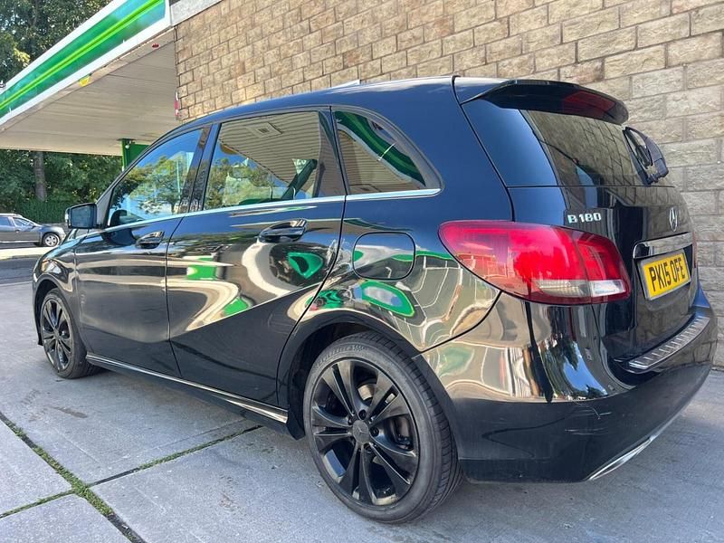 Used Mercedes B180 109 HP (80 kW) 2015 Black MPV