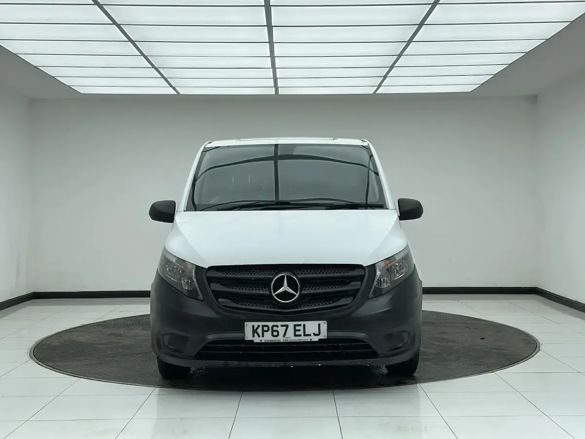 Used Mercedes Vito 114 HP (83 kW) 2017 White Van
