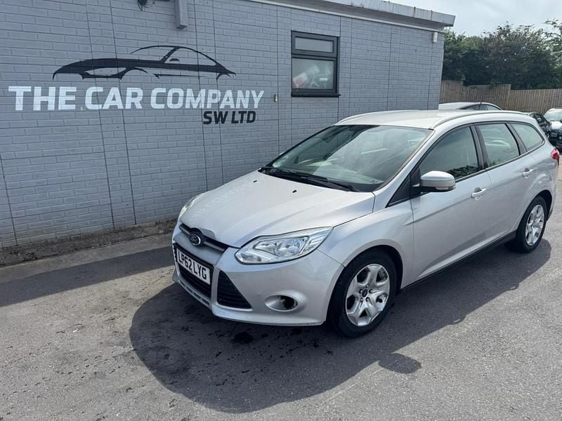 Silver Used 2013 Ford Focus Estate | £1,995 (Good price) - Image 1/4