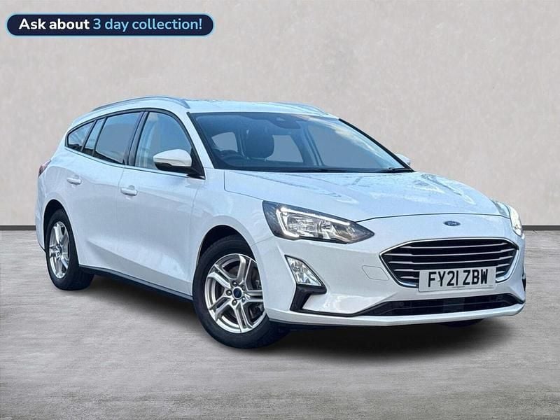 White Used 2021 Ford Focus Zetec Estate | £13,250 (Good price) - Image 1/4