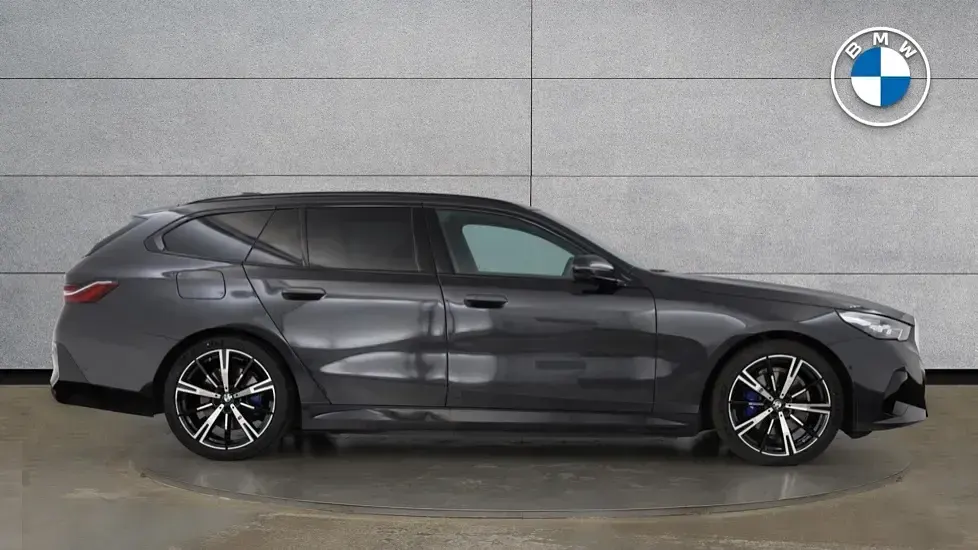 Used BMW 530e M Sport 295 HP (216 kW) 2025 Grey Estate
