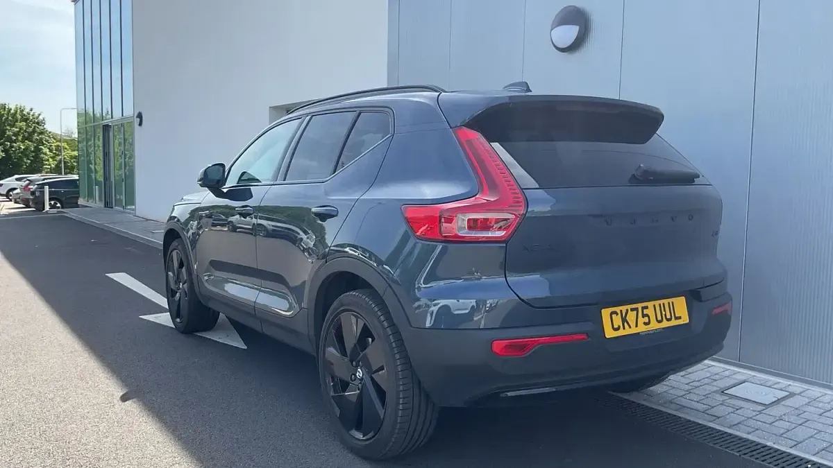 Used Volvo XC40 Plus 2025 Blue SUV