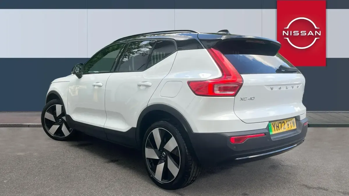 Used Volvo XC40 Ultimate 169 kW (231 HP) 2022 White SUV