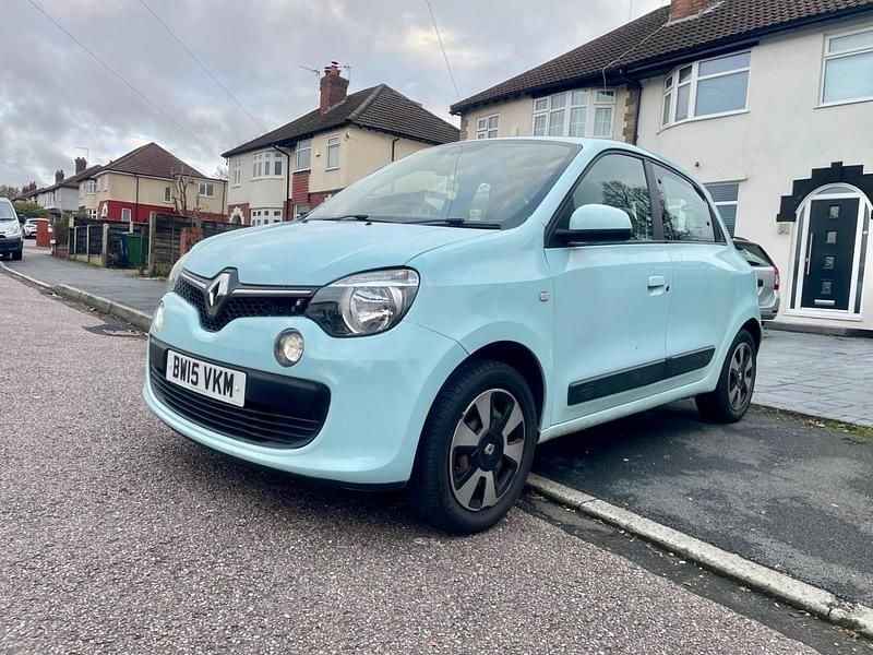 Blue Used 2015 Renault Twingo Play Hatchback | £2,480 (Super price) - Image 1/4