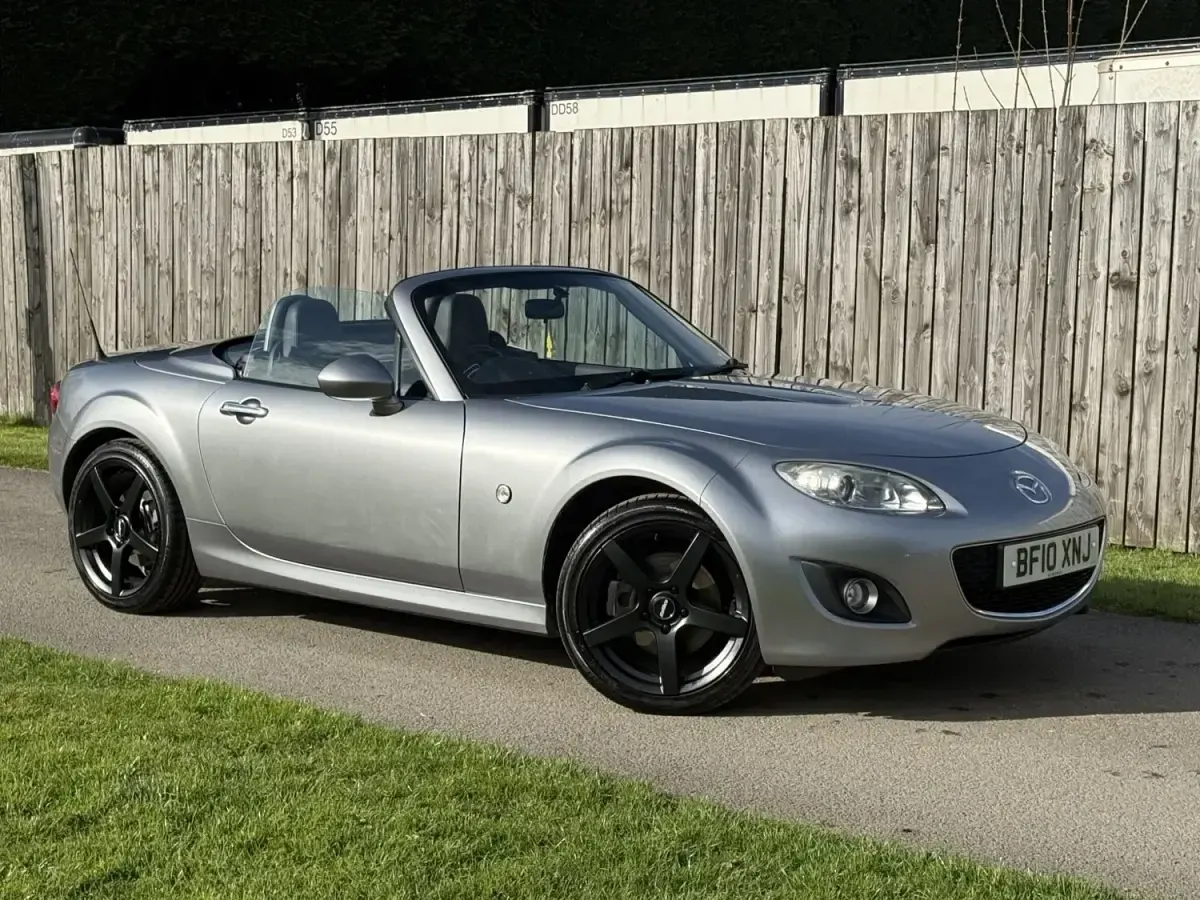 Begagnad Mazda MX5 161 HK (118 kW) 2010 Silver Cab