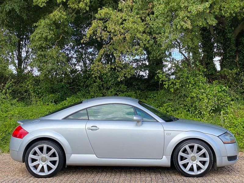 Used Audi TT 225 HP (165 kW) 2003 Silver Coupe