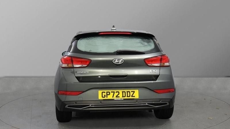 Used Hyundai i30 SE 120 HP (88 kW) 2023 Grey Hatchback