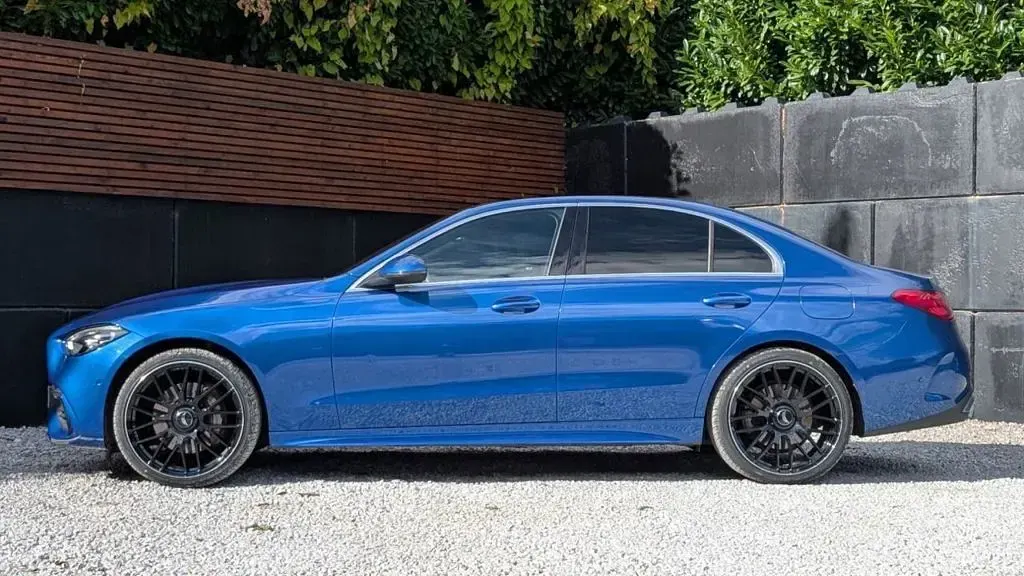 Used Mercedes C200 AMG line 2022 Blue Sedan