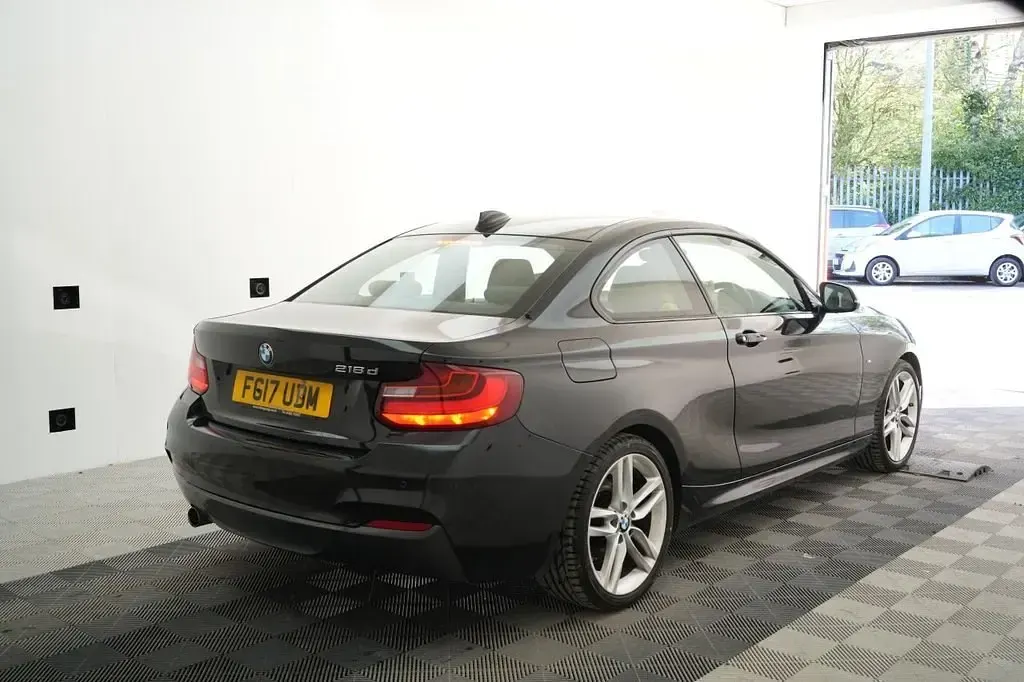 Usado BMW 218 M Sport 150 CV (110 kW) 2017 Negro Coupe
