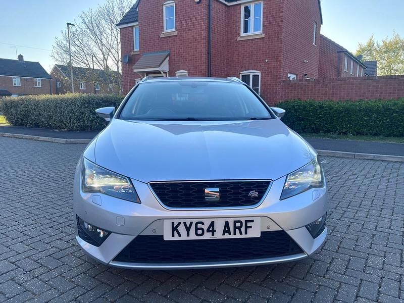 Used Seat Leon FR 150 HP (110 kW) 2014 Silver Estate
