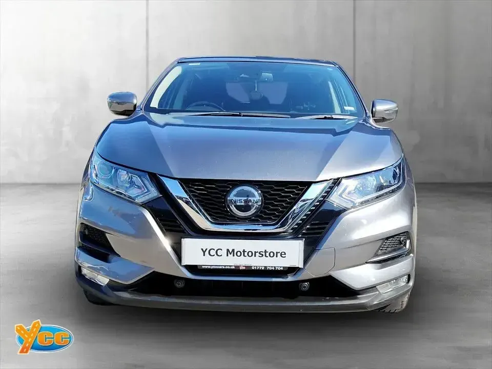 Used Nissan Qashqai Acenta Premium 140 HP (102 kW) 2019 Grey SUV