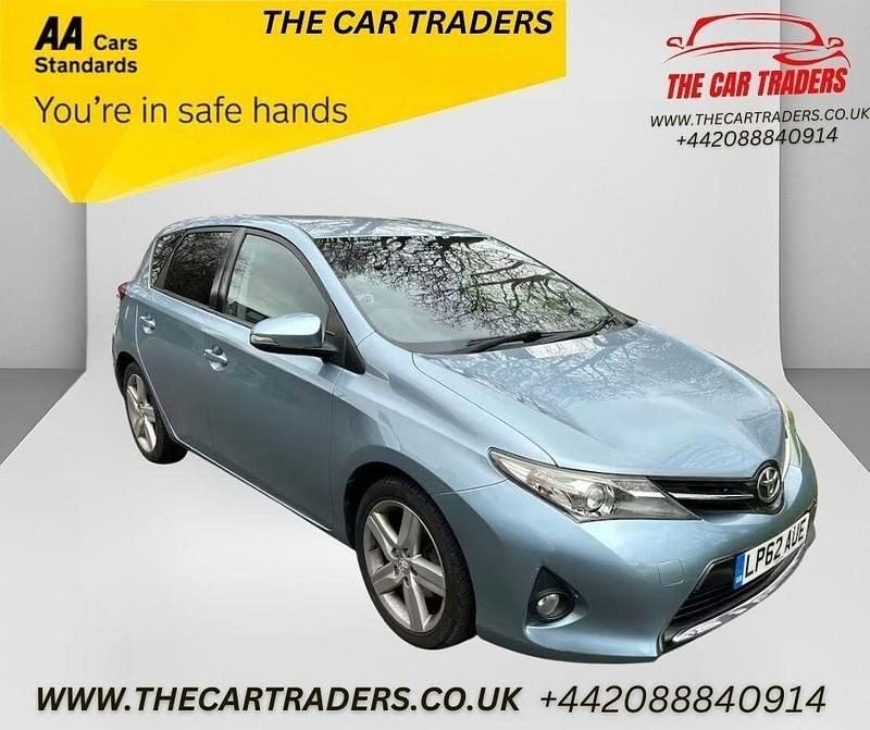 Blue Used 2013 Toyota Auris Multidrive S Hatchback | £8,288 (Fair price) - Image 1/4