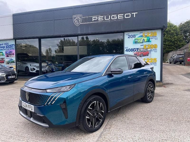 Blue Used 2024 Peugeot 3008 Allure SUV | £26,990 - Image 1/4