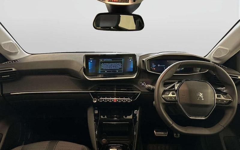 Used Peugeot e-208 Allure+ 100 kW (136 HP) 2023 Hatchback