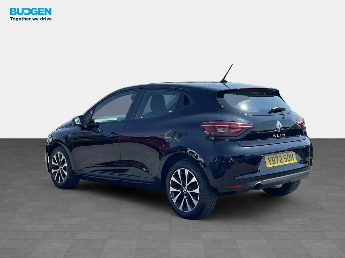 Used Renault Clio Evolution 90 HP (66 kW) 2023 Black Hatchback