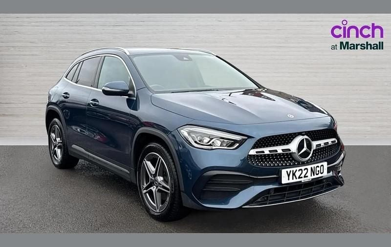 Used Mercedes GLA250 Exclusive 214 HP (157 kW) 2022 Blue SUV